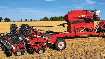 Unia представила пневматическую сеялку Notillux для работы по технологии No-Till